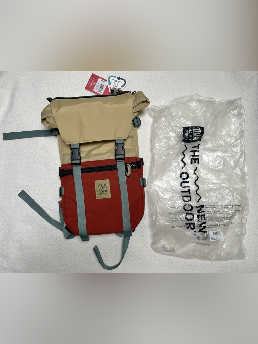Topo Designs Rover Pack Classic - Picture 2 of 3